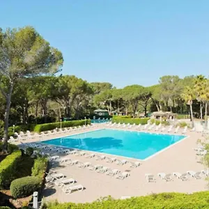  Appartement 2 Pieces Au Coeur Des Golfs De Raphael