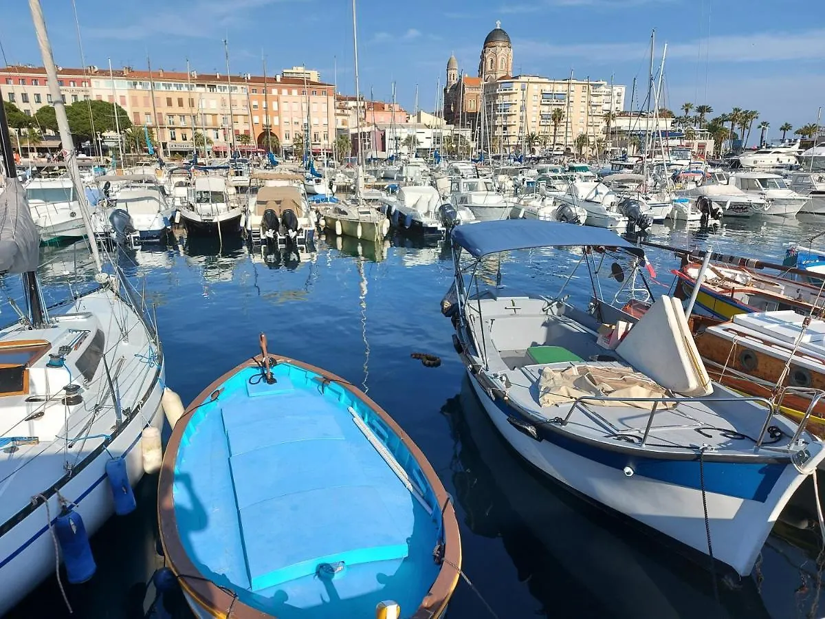 Appartement Vue exceptionnelle sur la mer et le Cap Estérel Saint-Raphaël
