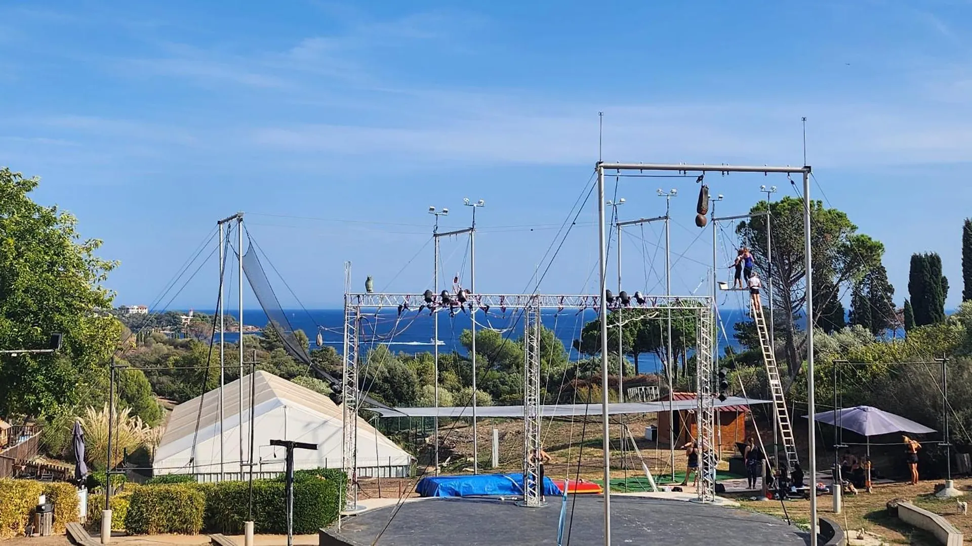 Vue exceptionnelle sur la mer et le Cap Estérel Saint-Raphaël